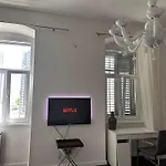 Flanatika Apartman *