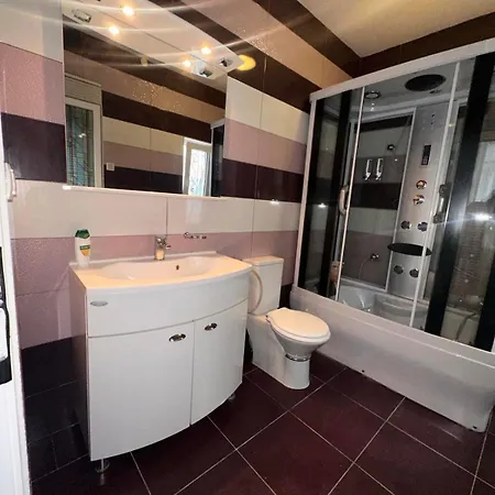 Flanatika Apartment