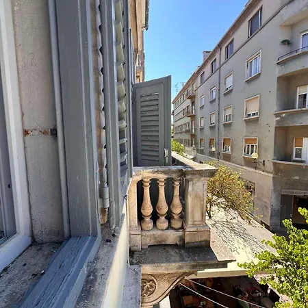 아파트 Flanatika *