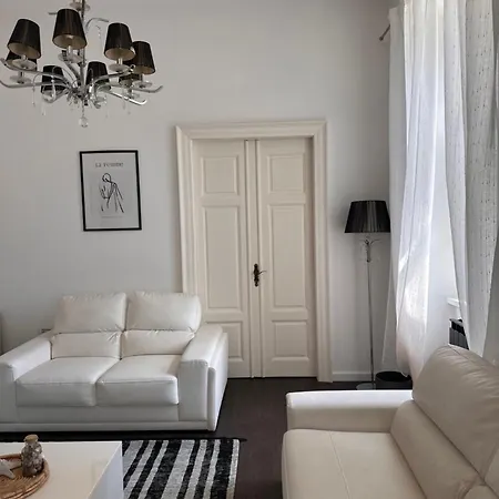 Flanatika Apartment *