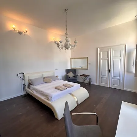 Flanatika Apartamento Pula