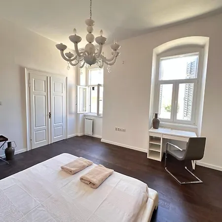 Flanatika アパート *